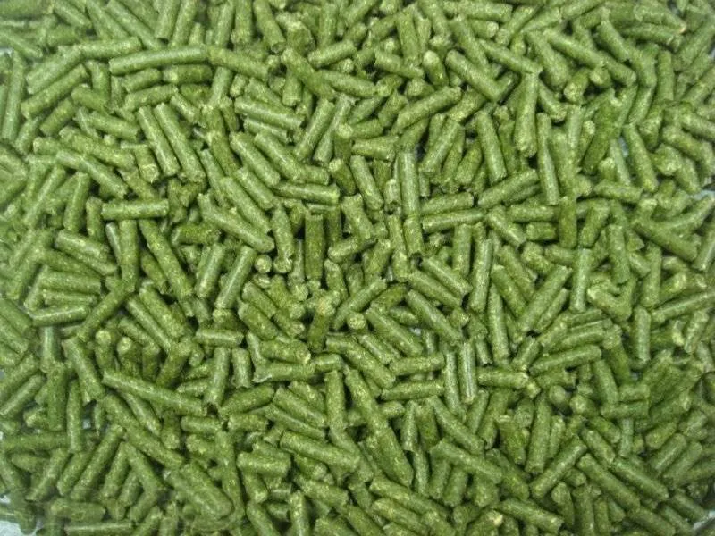 фотография продукта Травяная мука в гранулах(люцерна) 2019 г